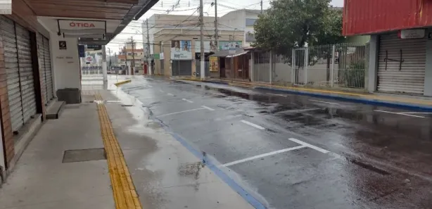 Sala Comercial para alugar, 68m² no Centro, Gravataí
