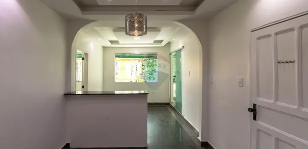 Casa com 6 Quartos à venda, 348m² no Adrianópolis, Manaus
