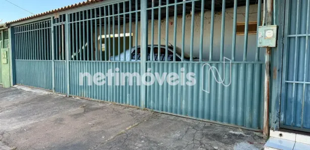 Casa com 3 Quartos à venda, 190m² no Santa Maria, Brasília