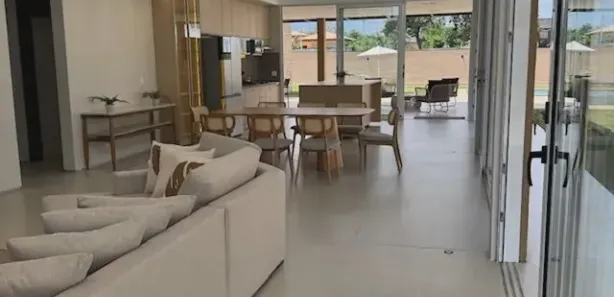 Casa de Condomínio com 4 Quartos à venda, 390m² no Loteamento Residencial Polinésia, Palmas