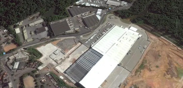 Galpão/Depósito/Armazém para alugar, 2500m² no Campinas de Pirajá, Salvador