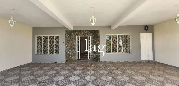 Casa com 3 Quartos para venda ou aluguel, 353m² no Vila Colorau, Sorocaba