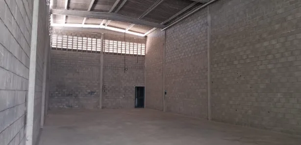 Galpão/Depósito/Armazém para alugar, 450m² no Buraquinho, Lauro de Freitas