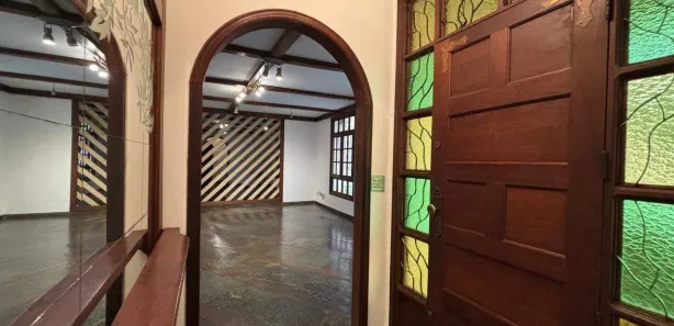 Casa com 7 Quartos para alugar, 360m² no Funcionários, Belo Horizonte