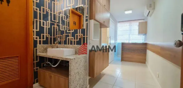 Sala Comercial à venda, 25m² no Charitas, Niterói