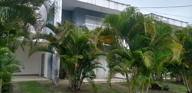Casa de Condomínio com 4 Quartos para alugar, 150m² no Buraquinho, Lauro de Freitas