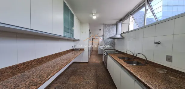 Apartamento com 4 Quartos à venda, 144m² no Savassi, Belo Horizonte