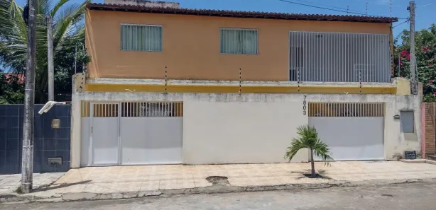 Sobrado com 4 Quartos à venda, 360m² no Pitimbu, Natal
