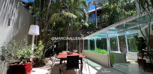 Casa com 4 Quartos à venda, 600m² no Ondina, Salvador