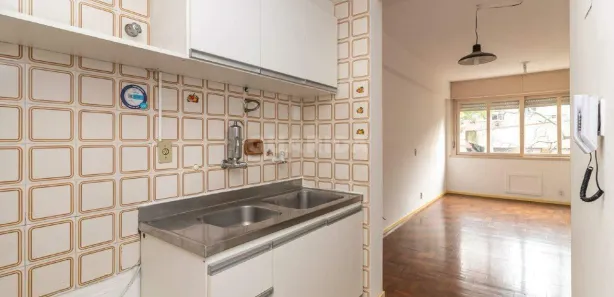 Kitnet para alugar, 30m² no Cidade Baixa, Porto Alegre