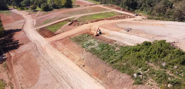 Lote/Terreno à venda, 242m² no Cruzeiro, Bento Gonçalves