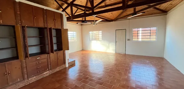 Casa com 3 Quartos à venda, 210m² no Jardim Regina, Brotas