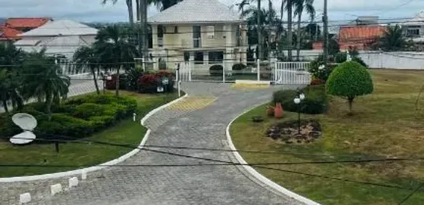 Casa com 2 Quartos para alugar, 190m² no Coqueiral, Araruama