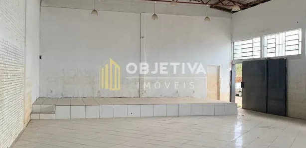 Prédio Comercial para alugar, 135m² no Santos Dumont, São Leopoldo