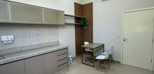 Sala Comercial para alugar, 20m² no Jardim das Tulipas, Holambra