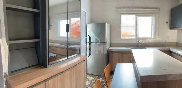 Sobrado com 3 Quartos para venda ou aluguel, 119m² no Vila Areao, Taubaté