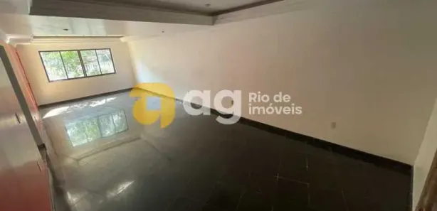 Casa de Condomínio com 4 Quartos para alugar, 400m² no Vila Valqueire, Rio de Janeiro