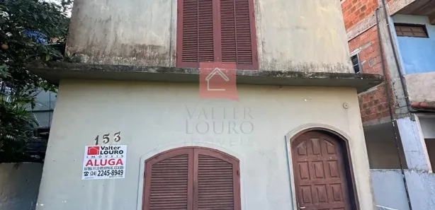 Casa com 3 Quartos para alugar, 80m² no Retiro, Petrópolis