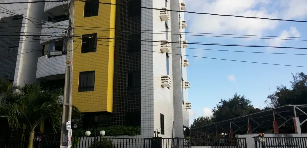 Apartamento com 2 Quartos para alugar, 56m² no Candelária, Natal