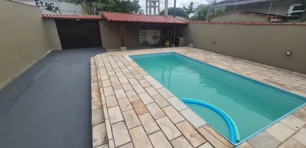Casa com 2 Quartos para venda ou aluguel, 100m² no Jardim Helena Maria, Guarujá