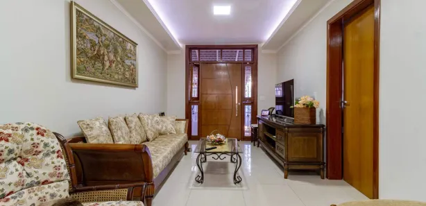 Casa com 5 Quartos à venda, 310m² no Asa Sul, Brasília