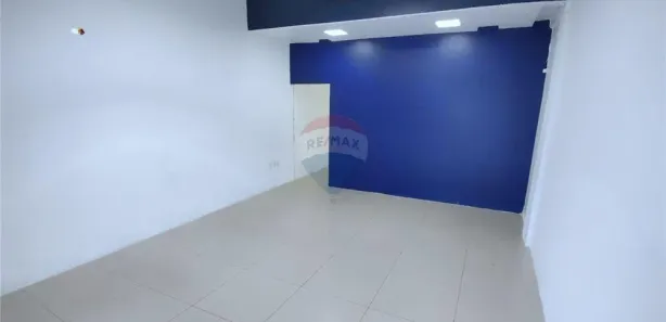 Ponto Comercial para alugar, 80m² no Candelária, Natal