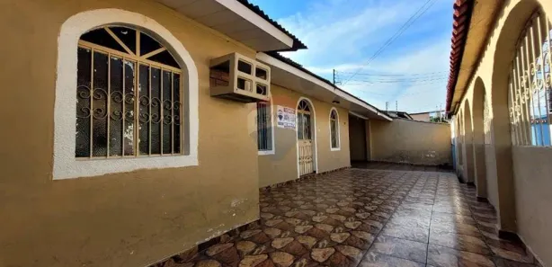 Casa com 3 Quartos à venda, 300m² no Alvorada, Manaus