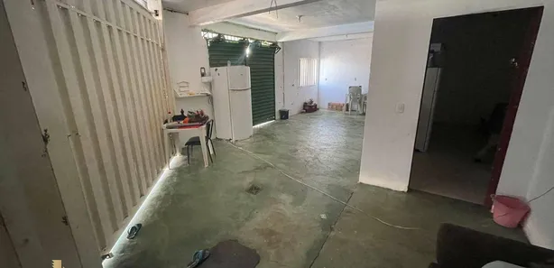 Sobrado com 4 Quartos à venda, 250m² no Santa Maria, Brasília