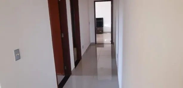 Sobrado com 3 Quartos à venda, 120m² no Jardim do Ingá, Luziânia
