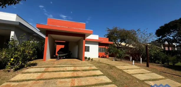 Casa de Condomínio com 3 Quartos à venda, 450m² no Campos de Holambra II, Paranapanema