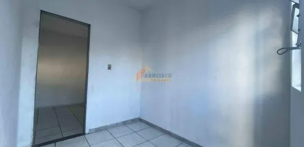 Casa com 2 Quartos para alugar, 55m² no Catalão, Divinópolis