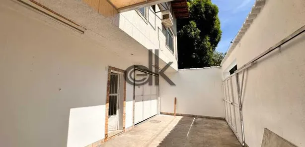 Galpão/Depósito/Armazém à venda, 350m² no Taquara, Rio de Janeiro