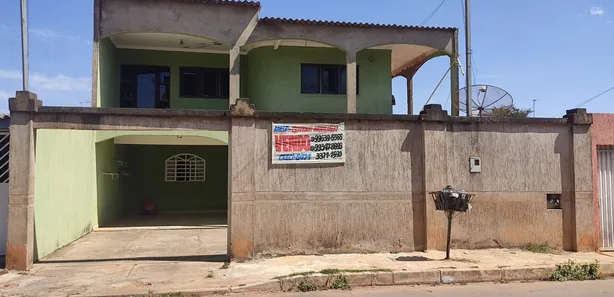 Sobrado com 5 Quartos à venda, 210m² no Ceilândia Sul, Brasília
