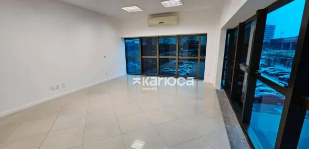 Sala Comercial para alugar, 160m² no Barra Olímpica, Rio de Janeiro