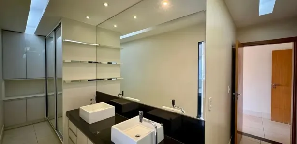 Casa de Condomínio com 3 Quartos para alugar, 328m² no Jardins Milão, Goiânia