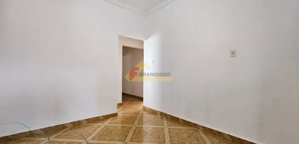 Casa com 3 Quartos para alugar, 80m² no Belvedere, Divinópolis