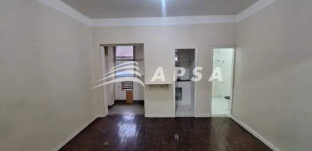 Kitnet com 1 Quarto para alugar, 45m² no Glória, Rio de Janeiro