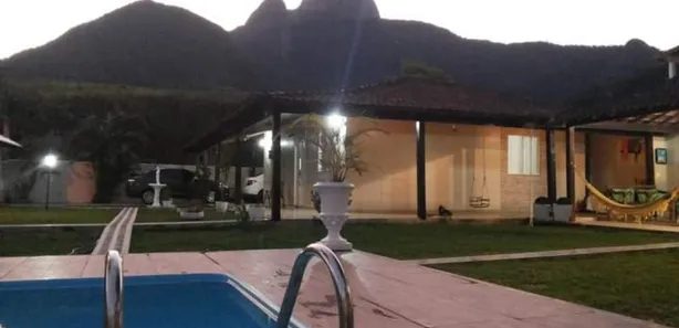 Fazenda/Sítio com 3 Quartos à venda, 200m² no Glicério, Macaé