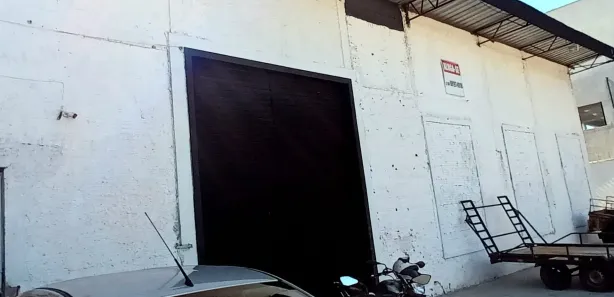 Galpão/Depósito/Armazém para alugar, 228m² no Candelária, Natal