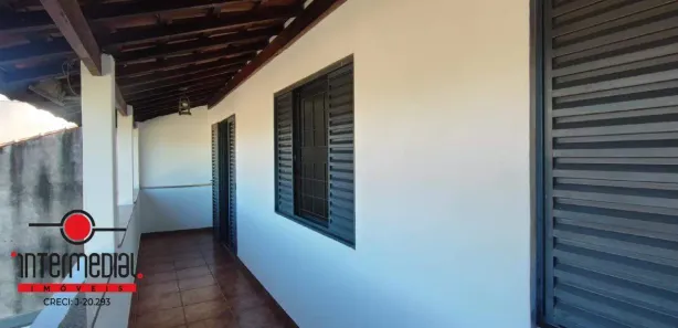 Casa com 3 Quartos para alugar, 190m² no Jardim Oreana, Boituva