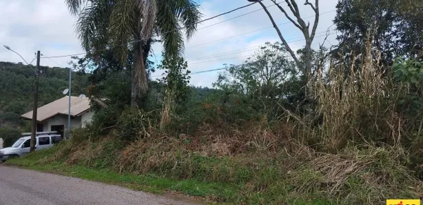 Lote/Terreno à venda, 900m² no Jardim Campo Limpo, São Paulo
