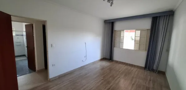 Sobrado com 3 Quartos para venda ou aluguel, 330m² no Vila Colorau, Sorocaba