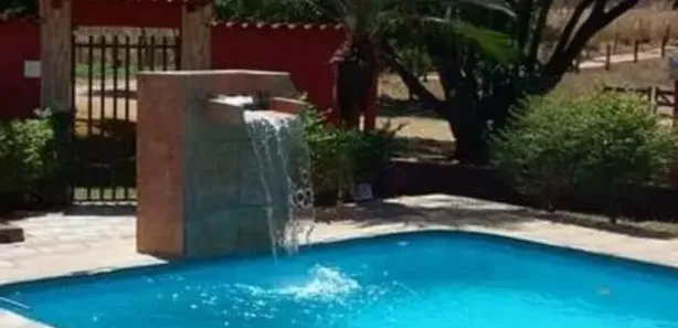 Fazenda/Sítio com 4 Quartos à venda, 4700m² no , Jaraguá