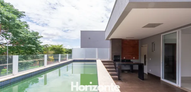 Casa de Condomínio com 4 Quartos à venda, 272m² no Jardins Valência, Goiânia