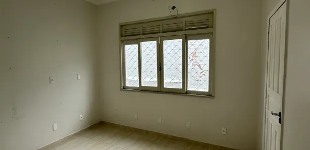 com 6 Quartos para alugar, 600m² no Nossa Senhora das Graças, Manaus