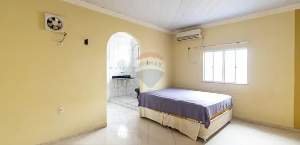 Sobrado com 4 Quartos à venda, 238m² no Parque 10 de Novembro, Manaus