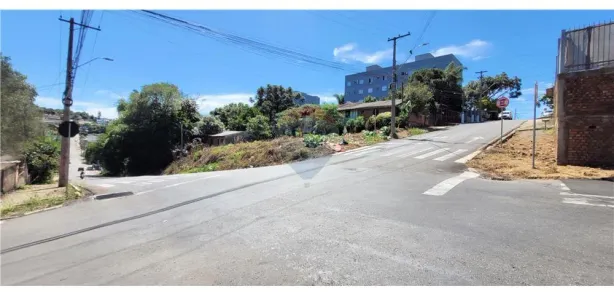 Lote/Terreno à venda, 688m² no Vila Luiza, Passo Fundo