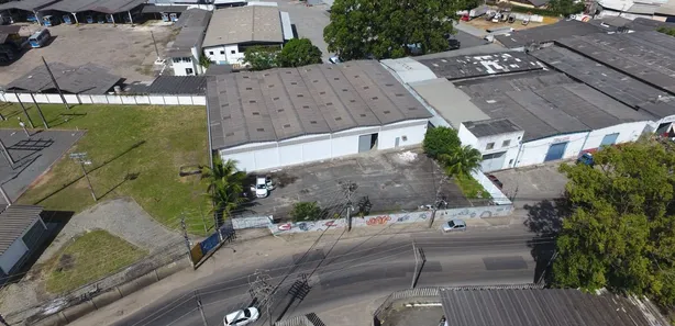 Galpão/Depósito/Armazém para alugar, 1200m² no Pau da Lima, Salvador
