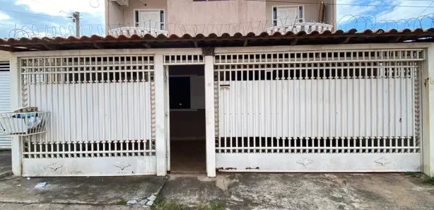 Sobrado com 3 Quartos à venda, 280m² no Areal, Brasília
