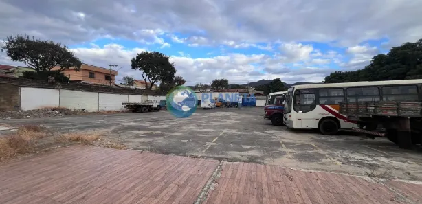 para alugar, 4000m² no Saudade, Belo Horizonte